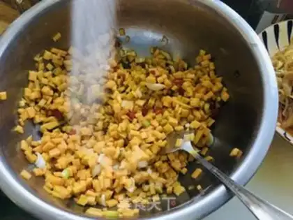 Make Spicy pumpkin bun step 6