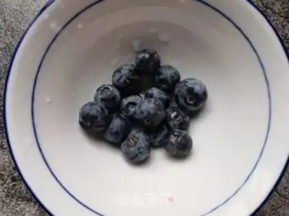 Make Blueberry Pumpkin yogurt step 2
