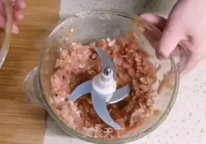 Make A meat dragon roll step 4
