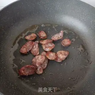 Make Onion celery fried sausage step 4