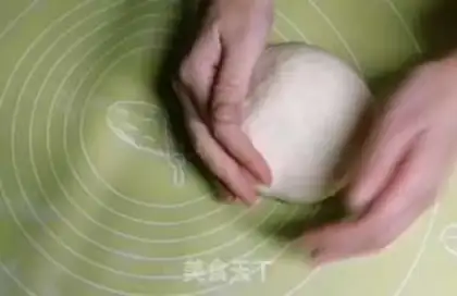 Make A meat dragon roll step 8