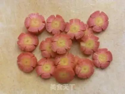 Make Carrot celery with sea cucumber step 1
