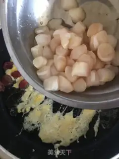 Make Weenie egg fried rice step 7