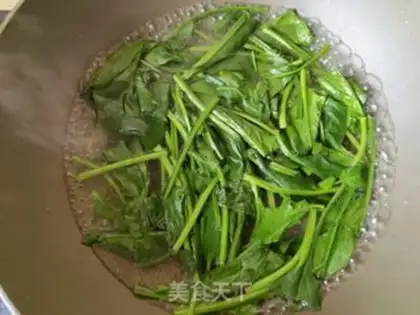 Make Little seaweed spinach step 1