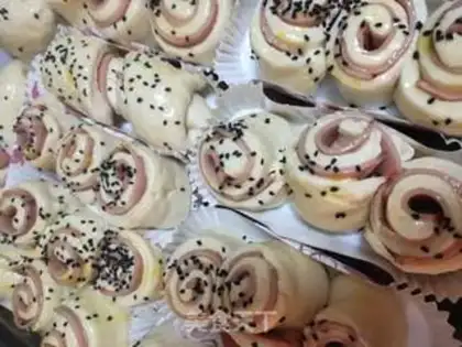 Make Sailor ham bread step 11