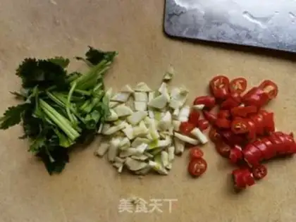Make Little seaweed spinach step 3