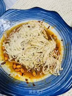 Make Frozen needle mushrooms step 2