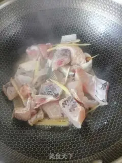 Make Red-burned fish step 1