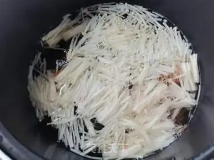 Make Scrambled spinach bean gills step 0