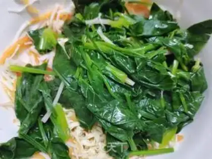 Make Scrambled spinach bean gills step 4