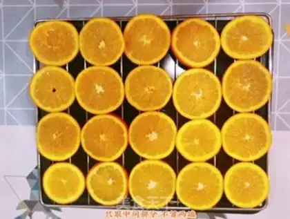 Make Chocolate oranges step 4
