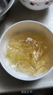 Make Strawberry yogurt step 1