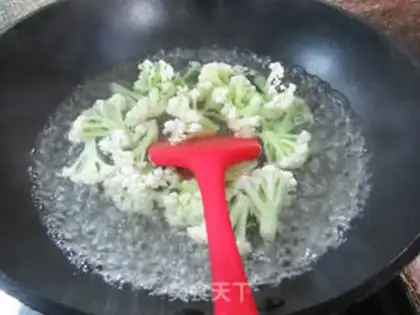 Make Celery celery, chicken and meat step 7