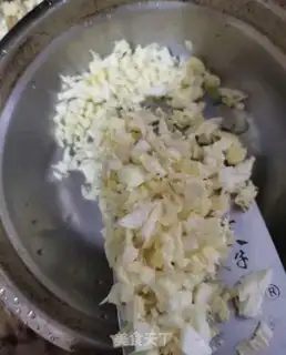Make Plumbing onion fried eggs step 2