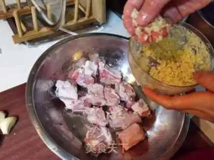 Make Garlic ribs step 1