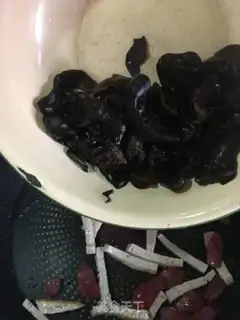 Make Celery black-mucked sausages step 6