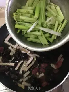 Make Celery black-mucked sausages step 7