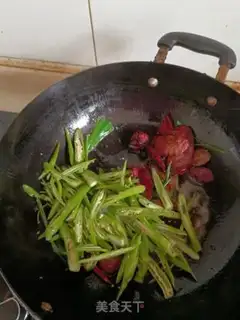 Make Pepper fried sausage step 3