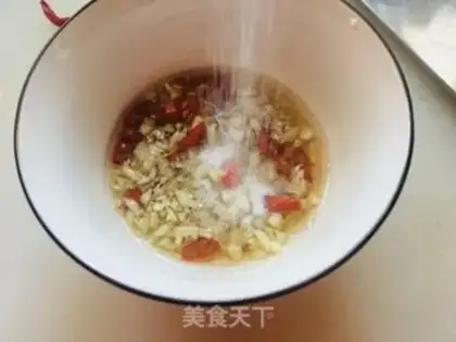 Make Garlic fan sap step 3