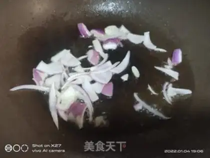 Make Onion fried chicken step 2