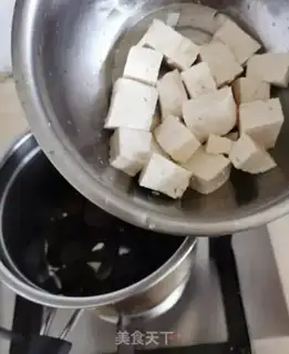 Make Tofu, black mussel soup step 3