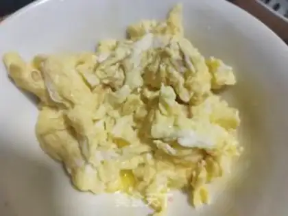 Make Mushroom fried eggs step 3