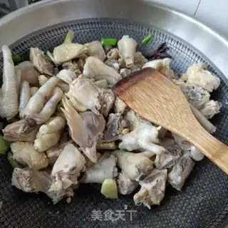 Make rooster freeze step 6