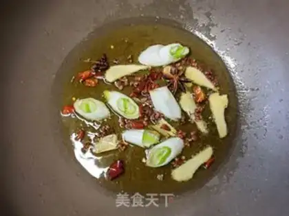 Make Tomato filament noodles step 12