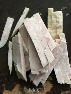 Make Pork fries and carrots step 2