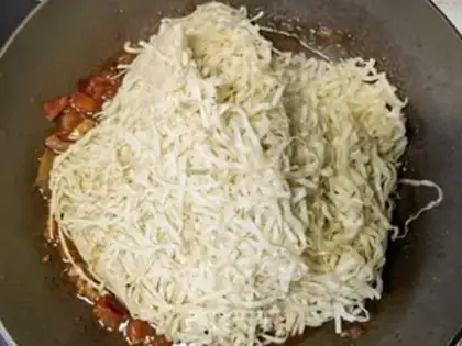 Make Tomato filament noodles step 19