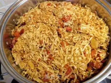 Make Tomato filament noodles step 21