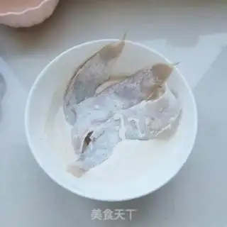 Make Fry skin, flat fish step 4