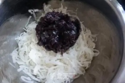 Make Korean soup step 12