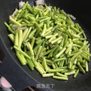 Make Garlic fried meat step 6