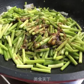 Make Garlic fried meat step 7