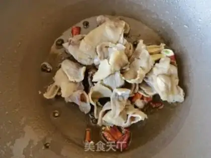 Make The cabbage makes lamb chips step 3