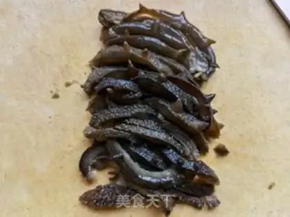 Make Tofu and sea cucumber step 1