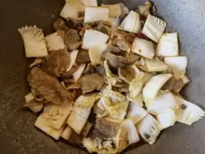 Make The cabbage makes lamb chips step 7