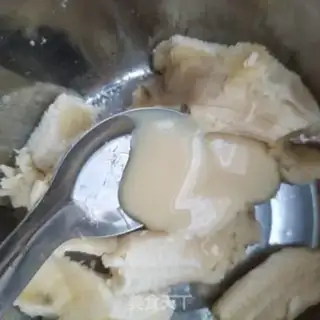 Make Banana oatmeal step 1