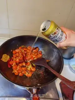 Make Spicy lobster tail step 10