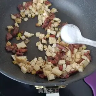 Make Fried pepperoni tacos step 13