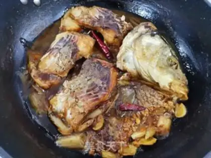 Make Iron pan beer fish step 8