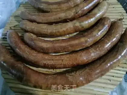 Make Homemade garlic sausages step 8