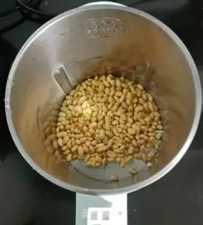 Make walnut soy step 4
