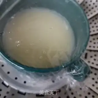 Make Quaffle eggs step 2