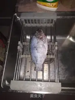 Make Sugar vinegar fish step 0