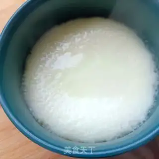 Make Quaffle eggs step 3