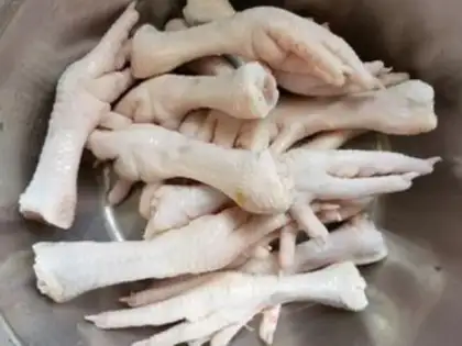 Make Lemon peppers, chicken claws step 0