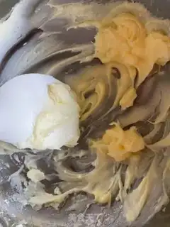 Make Christmas frosting cookies step 6