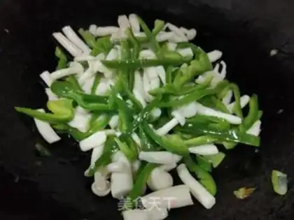 Make Pyramid, platinum mushroom fried eggs step 7